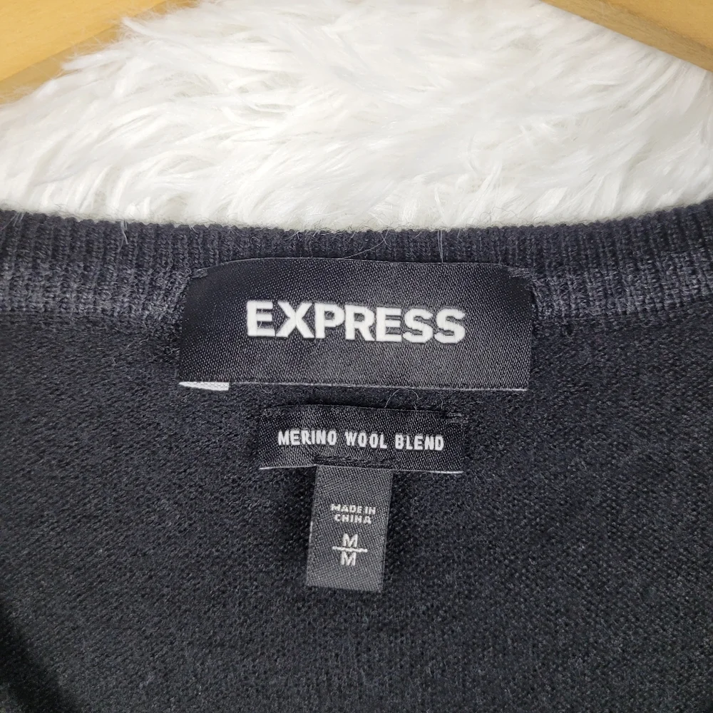 Express‎ Merino Wool Blend Crewneck Sweater Mens Medium Black Quiet Luxury